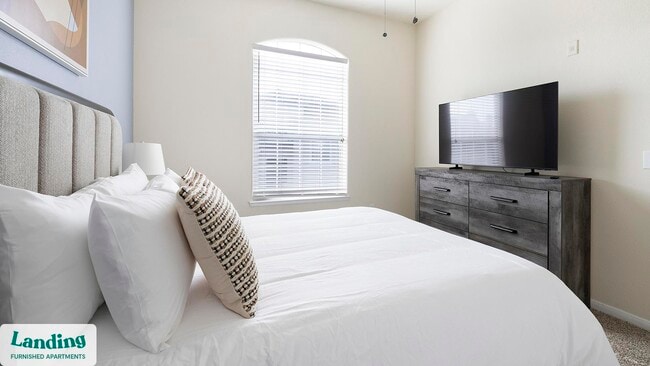 Foto del edificio - 901 Lakeside Cir