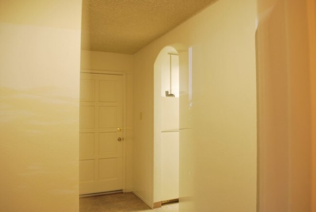 Building Photo - Cypress Point condo $3000 2 bedroom 1 bath