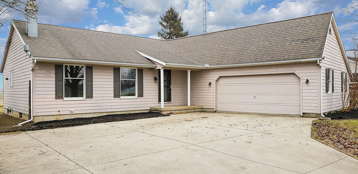 Primary Photo - 8301 Reservoir Rd