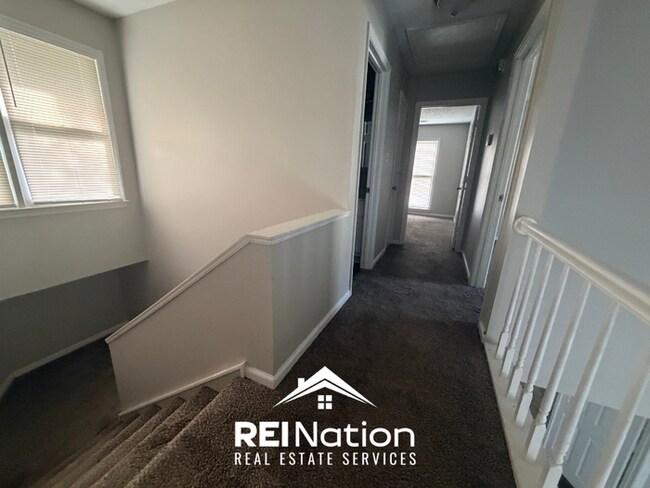Foto del edificio - Spacious 4BR/3.5BA Huntsville Rental with 2-Car Garage, High Ceilings & Fireplace