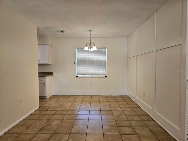 Building Photo - 5550 St Joseph Blvd