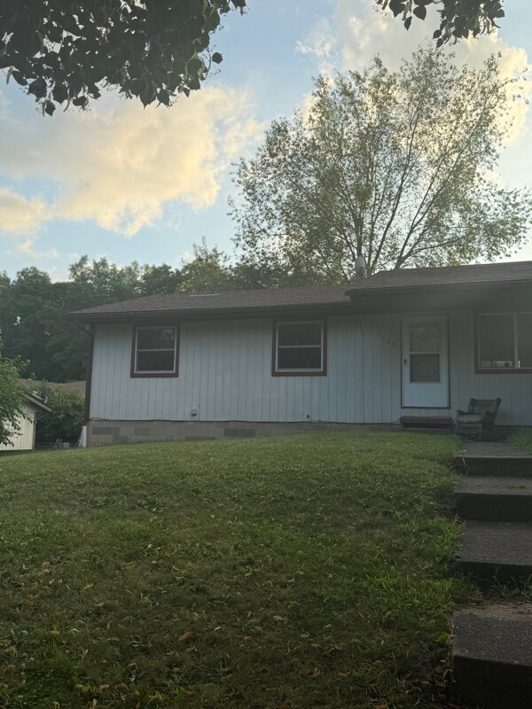 Primary Photo - 1640 Olympus Dr