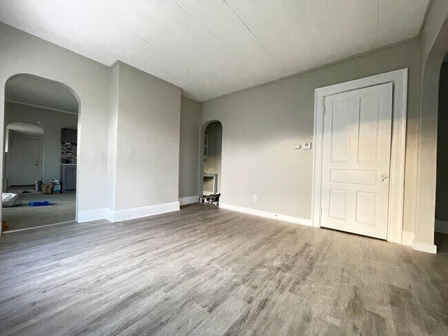 Foto del edificio - 1426-1428 Xenia Ave