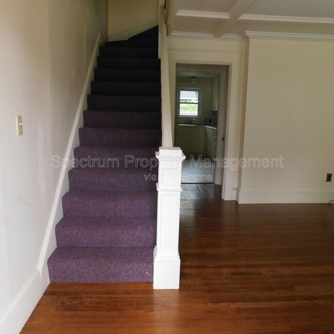 Foto del edificio - 27 Johnson Heights