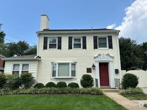 Building Photo - 204 E Indian Spring Dr