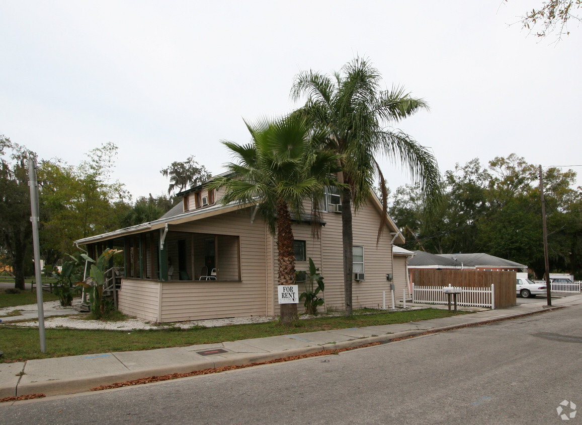 Foto principal - 1063 Manatee Ave