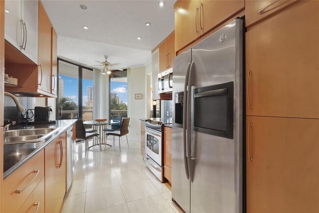 Photo - 20191 E Country Club Dr Apartment