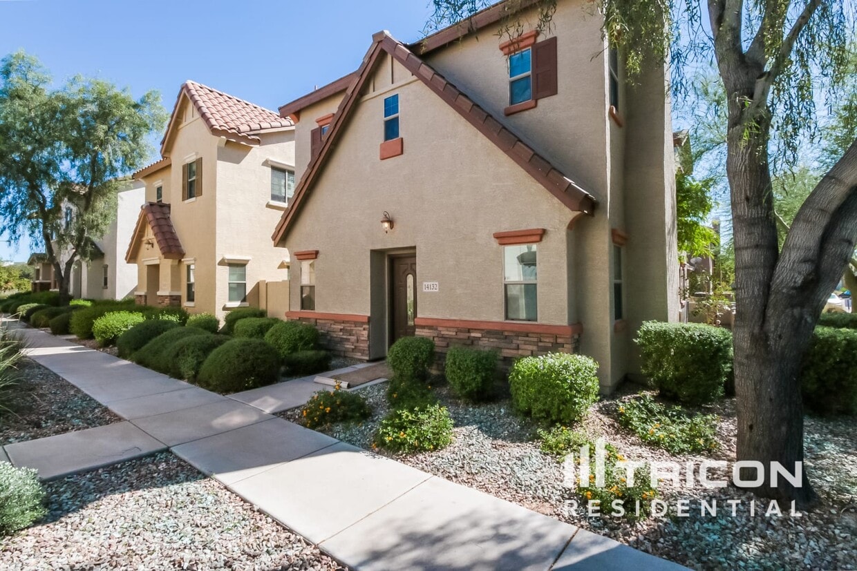 Primary Photo - 14132 W Country Gables Dr