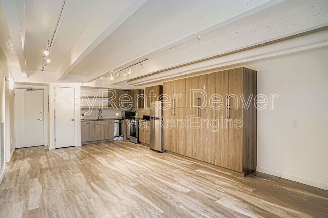 Foto del edificio - 1495 Vrain St
