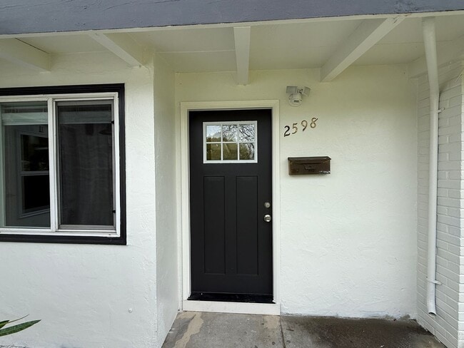 Building Photo - 2598 Dixon Dr