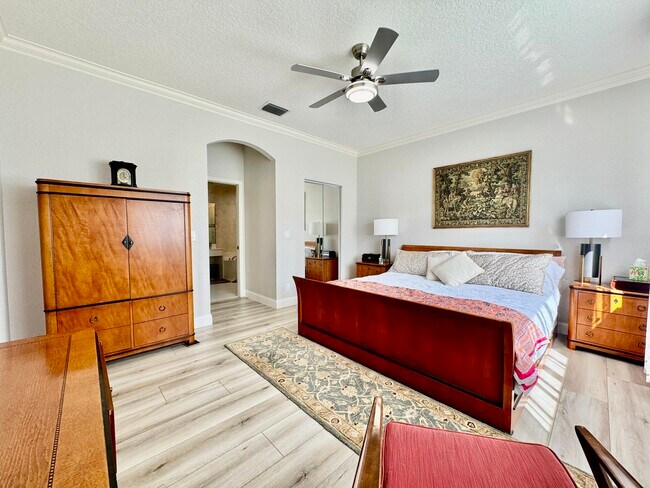 Foto del edificio - 8082 Aberdeen Dr