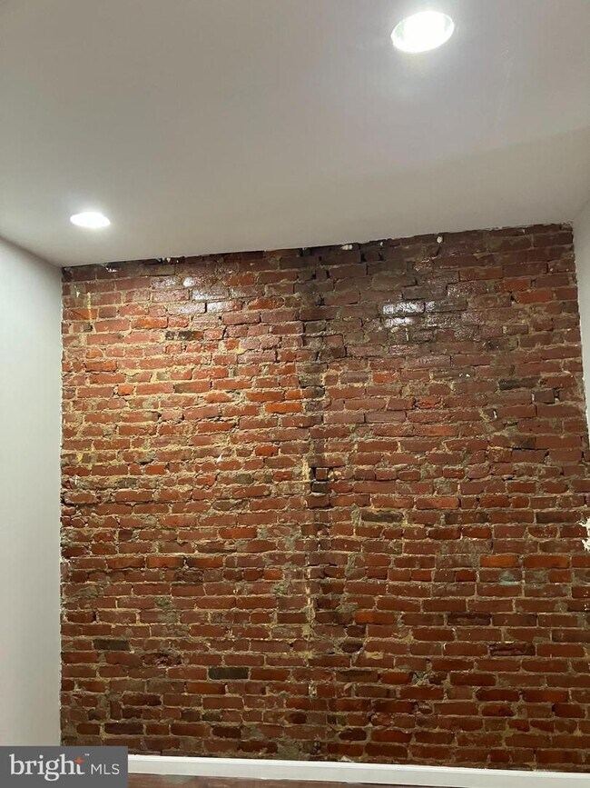 Foto del edificio - 1930 E Atlantic St