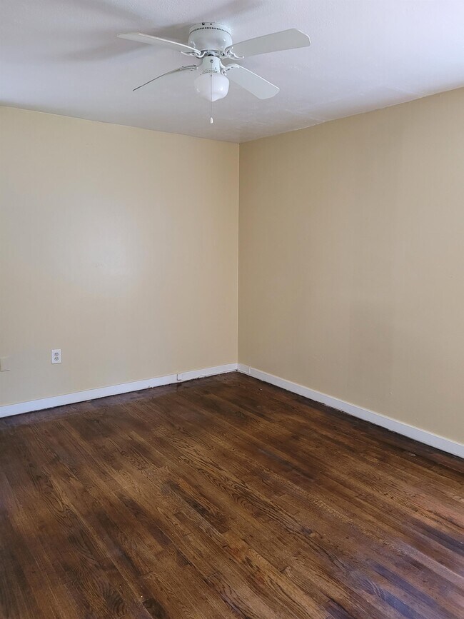 Foto del edificio - 225 Wildwood Terrace