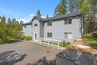 Building Photo - 1327 W Qualchan Dr