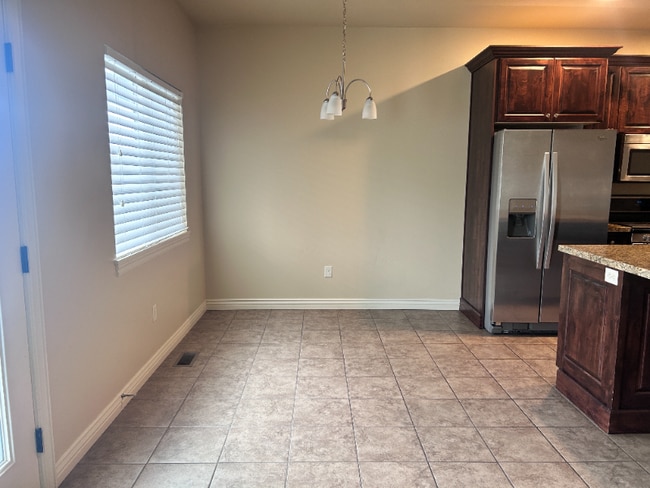 Building Photo - 1169 S 225 E