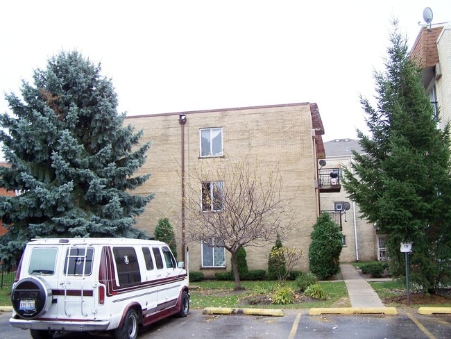 Building Photo - 780 Piper Ln