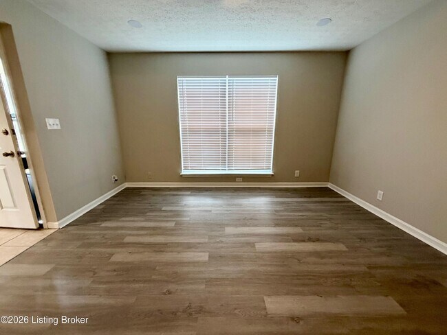 Foto del edificio - 12420 Brothers Ave
