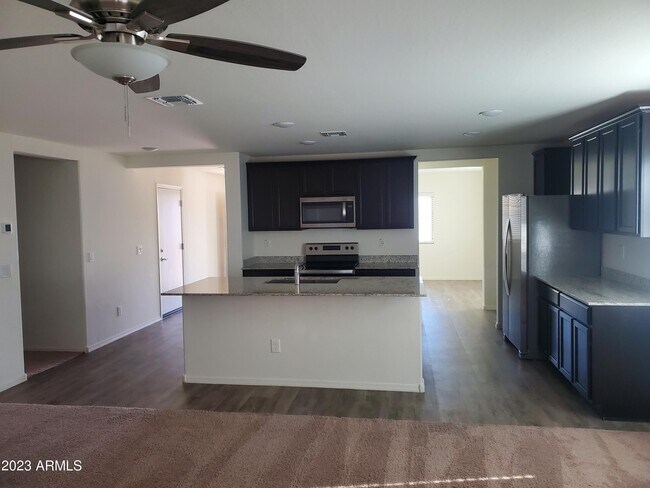 Building Photo - 2557 N Agave Ln