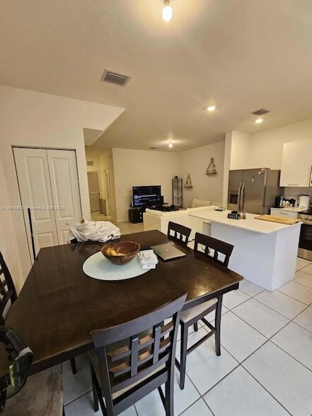 Foto del edificio - 12108 NW 24th Ct