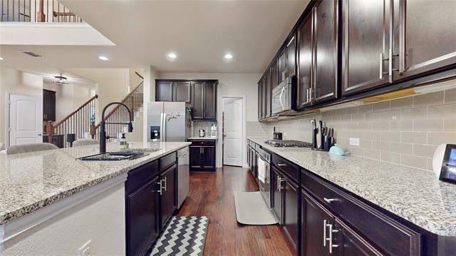 Foto del edificio - 3308 Knoll Pines Rd