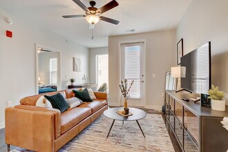 Building Photo - Wesmont