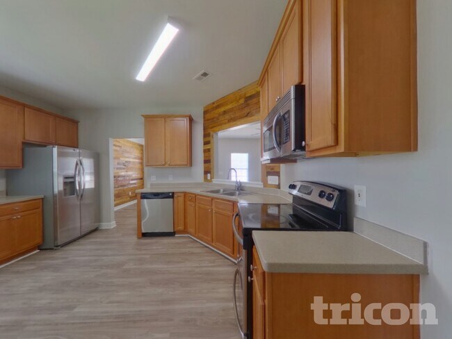 Building Photo - 8326 Knapp Ct