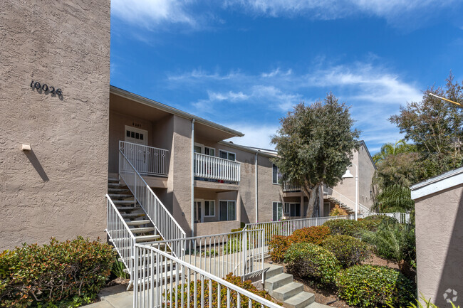 Building Photo - Mirabella Point