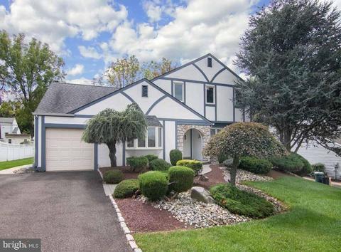 Primary Photo - 205 Fox Hollow Dr