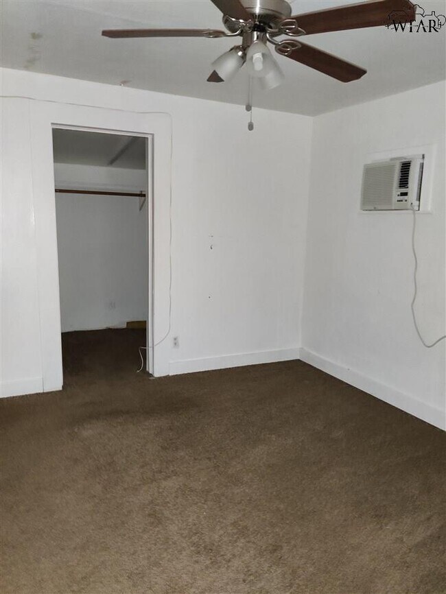 Foto del edificio - 109 W Poe St