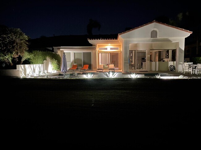 Building Photo - 79555 Mandarina
