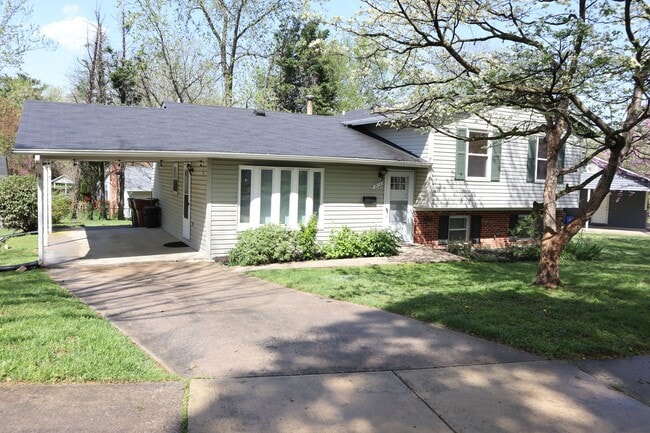 Building Photo - Fantastic 4 level home in Rockville,3br/3b...