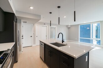 Building Photo - 6604 Ridge Ave
