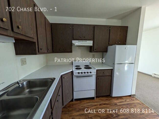 Foto del edificio - 702 Chase Blvd