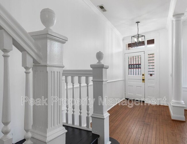 Building Photo - 811 N 21st St