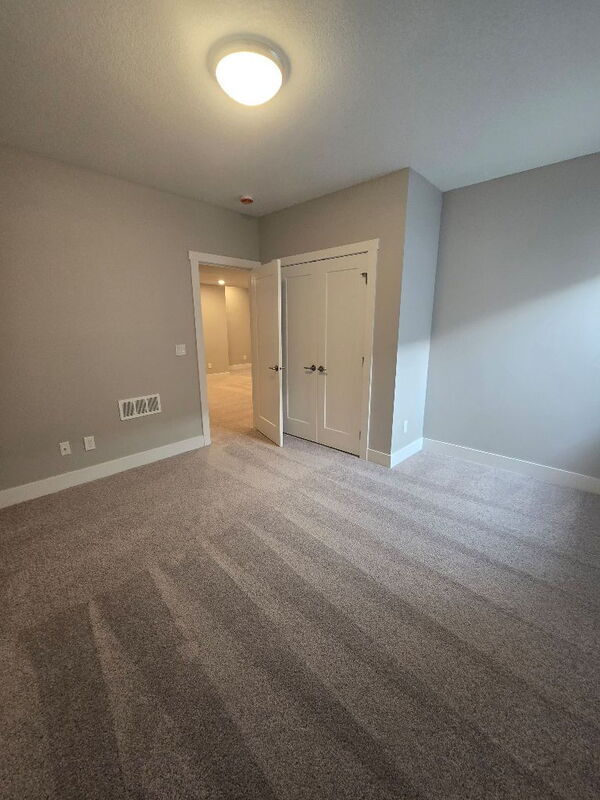Building Photo - 2865 Long Avenue