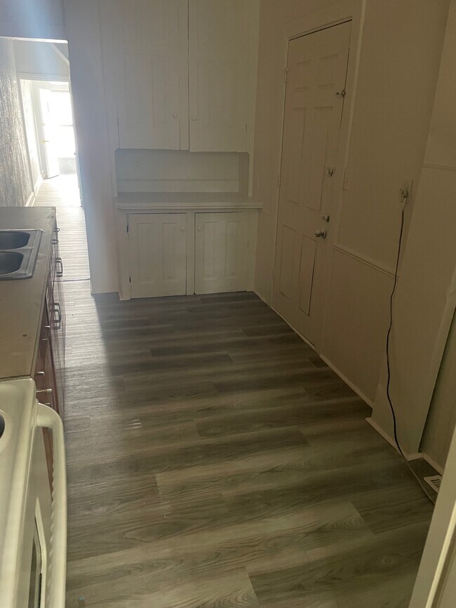 Foto del edificio - 228 N 2nd St