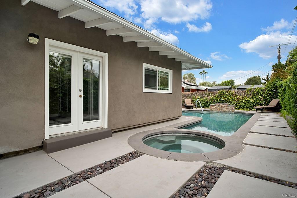 Foto principal - 23812 Calvert St