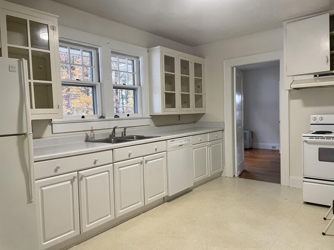 2160 Mt Home Church Rd, NC 28655 House Rental in