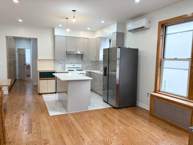 Foto del edificio - 2237 W 1st St