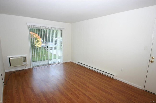 Building Photo - 511 Prospect Ave