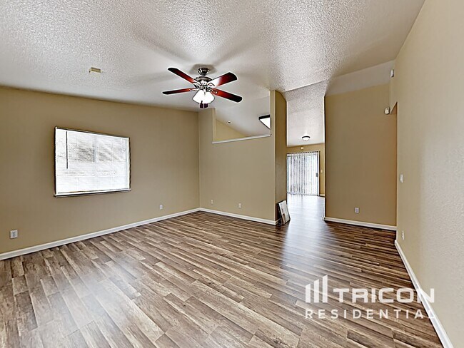 Foto del edificio - 6290 W Crow Ct