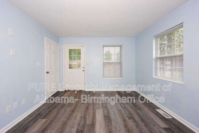 Foto del edificio - 621 Bell Ave