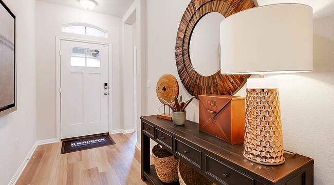 Entrance - 4513 Spring Box St