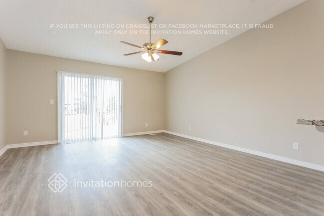 Building Photo - 5752 S Perth Pl