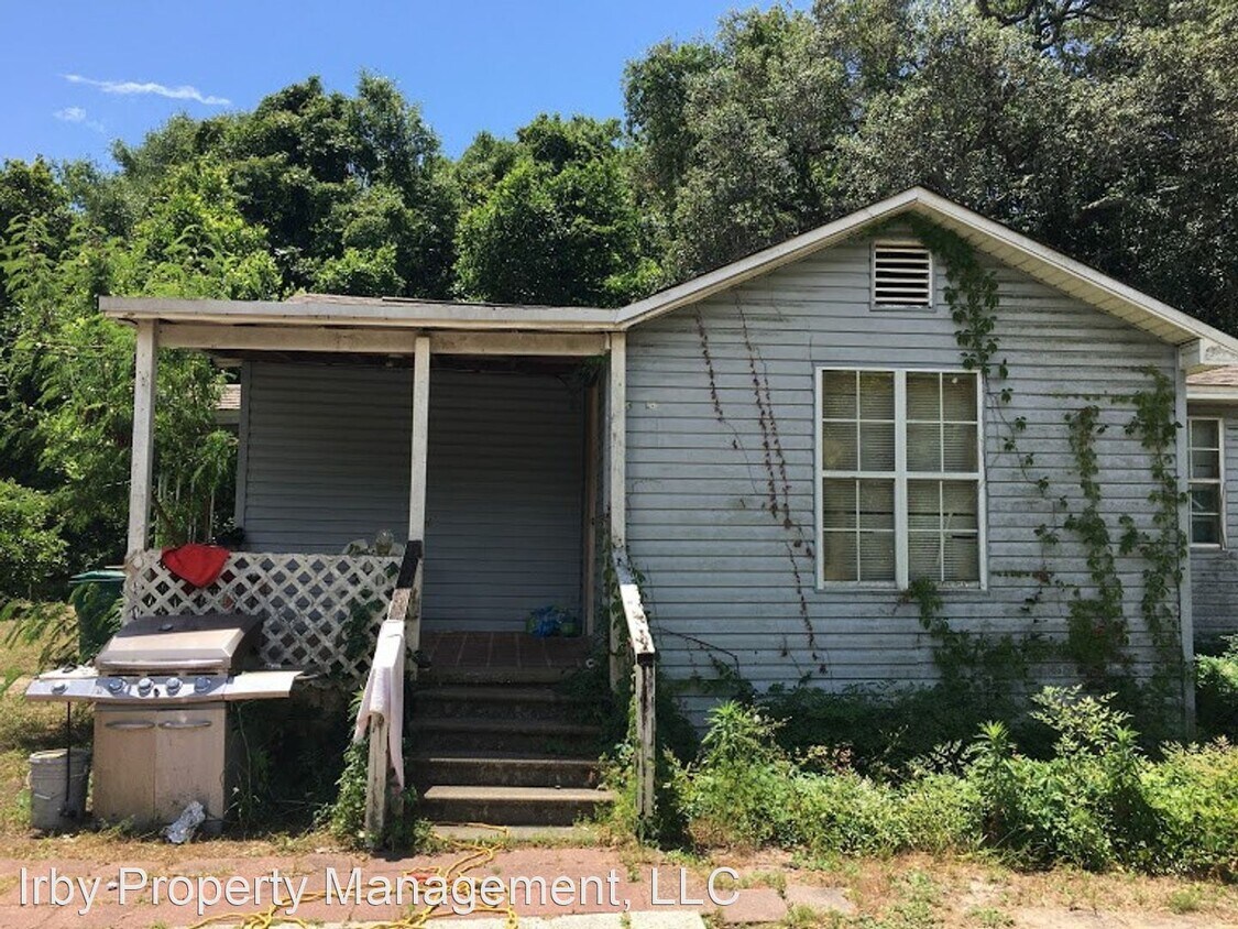Foto principal - 3 br, 1 bath House - 128 Garfield Drive