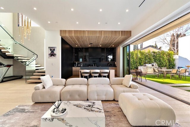 Foto principal - 5347 Natick Ave