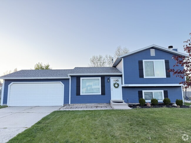 Building Photo - 4920 W Gaskill Way