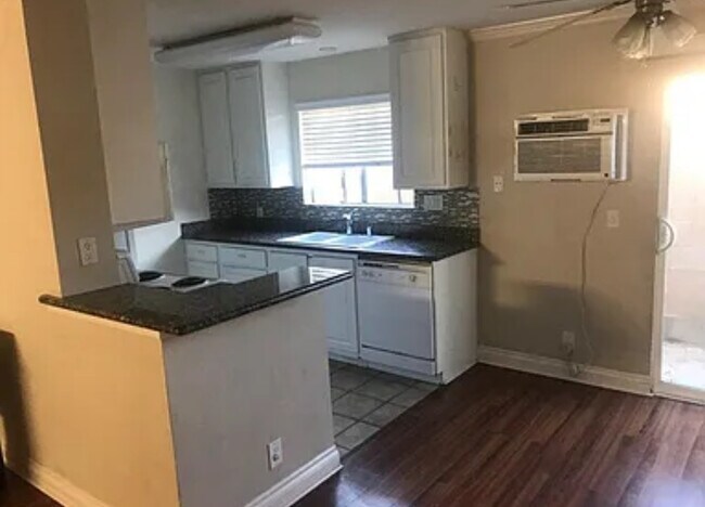 Foto del edificio - 620 E Lexington Ave