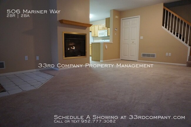 Building Photo - Woodbury Townhome in Great Location!