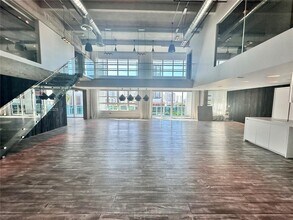 Building Photo - 1749 NE Miami Ct
